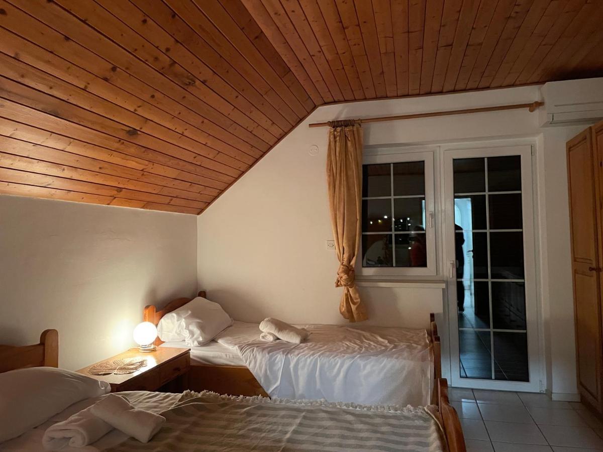Apartma As ポドチェトルテク エクステリア 写真